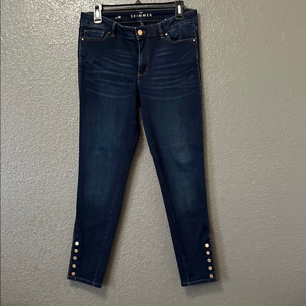 White House Black Market Blue Ankle Cropped Jeans